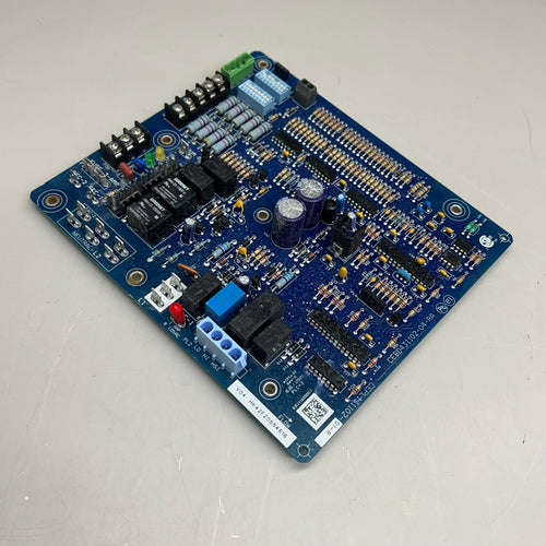 CARRIER Control Board For HVAC Systems As-is Slightly Used (see images) 9.6"x7.6"x1.3" HK42FZ066
