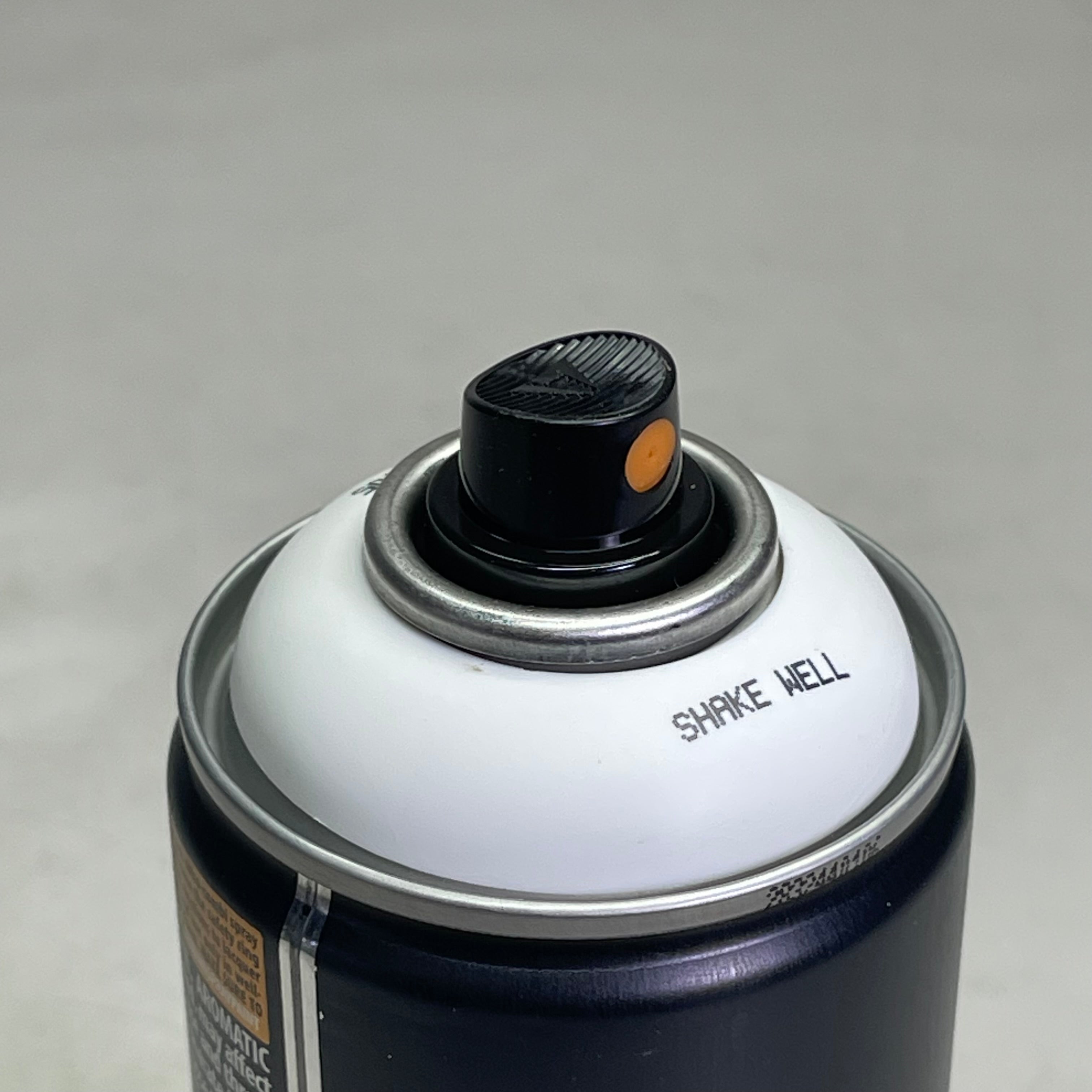 MONTANA CANS (6-PACK) Montana Black White Spray Paint 11 oz White BLK400-9105