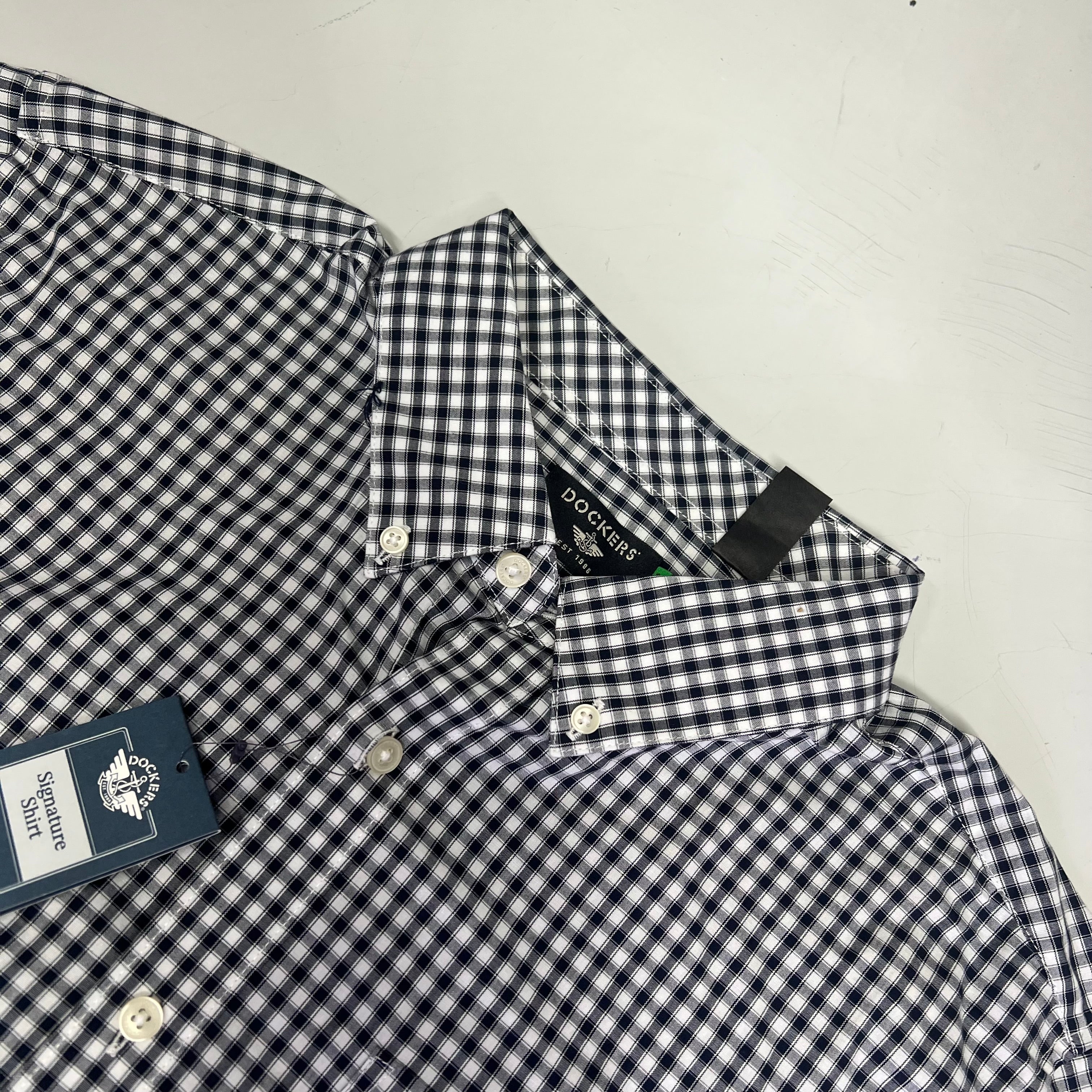 DOCKERS Signature Stain Defender Button Up Shirt Men's Sz L Navy Blue A42520010
