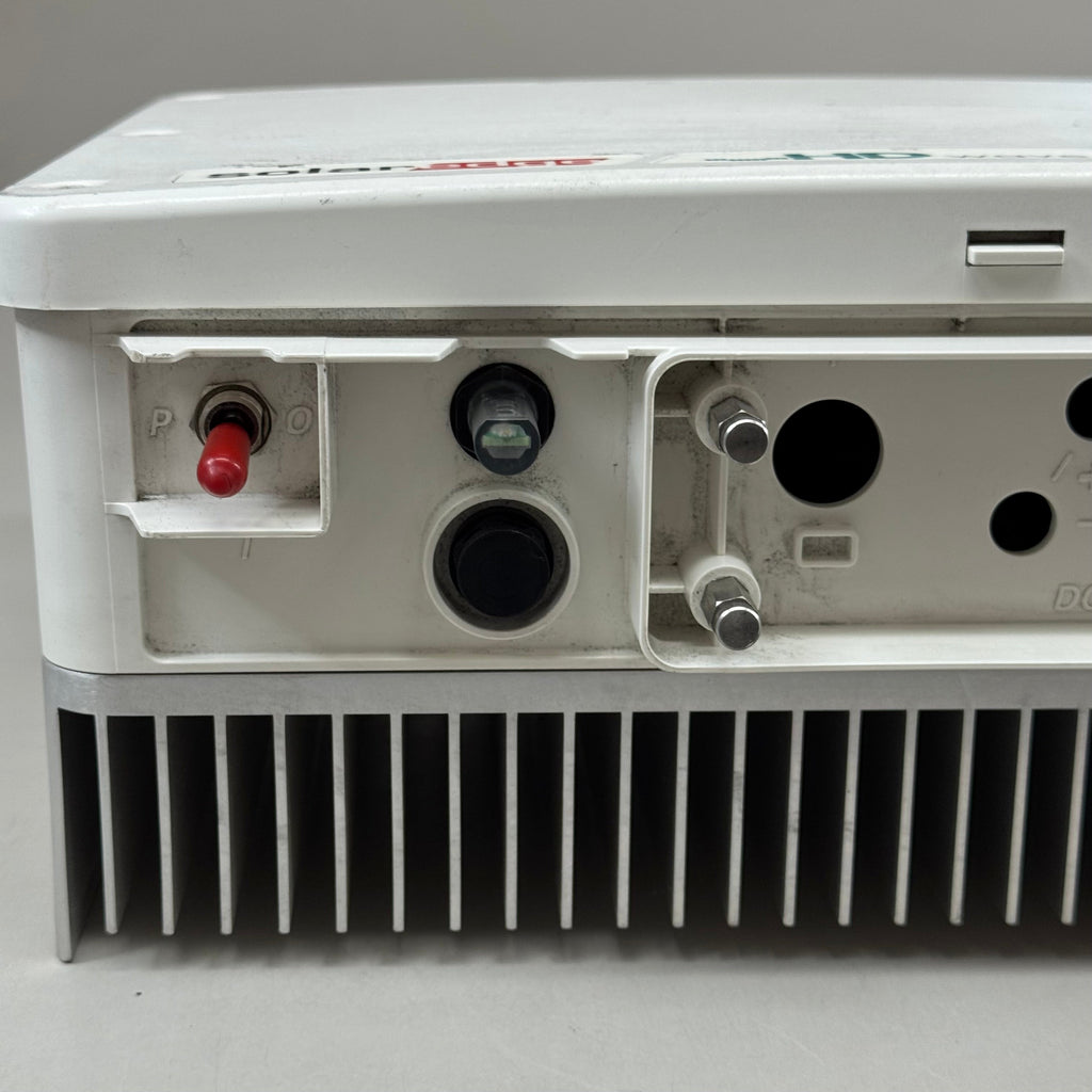 SOLAREDGE Photovoltaic Rapid Shutdown System  14"x11"x6" White 73053922-D3 (As-is (See Images))