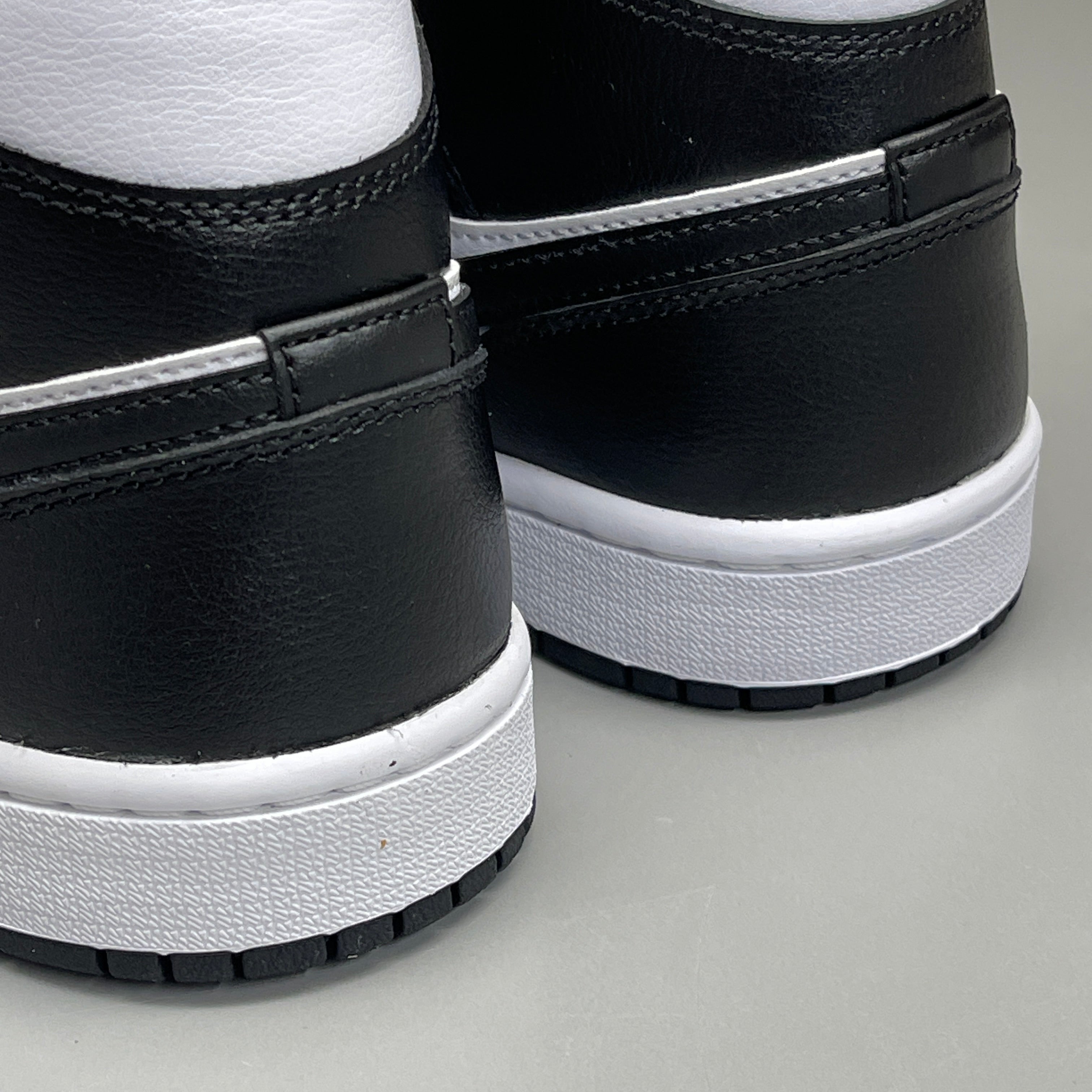NIKE AIR JORDAN 1 Mid Panda Shoe Women's Sz 6.5 Black / White DV0991-101 (New)