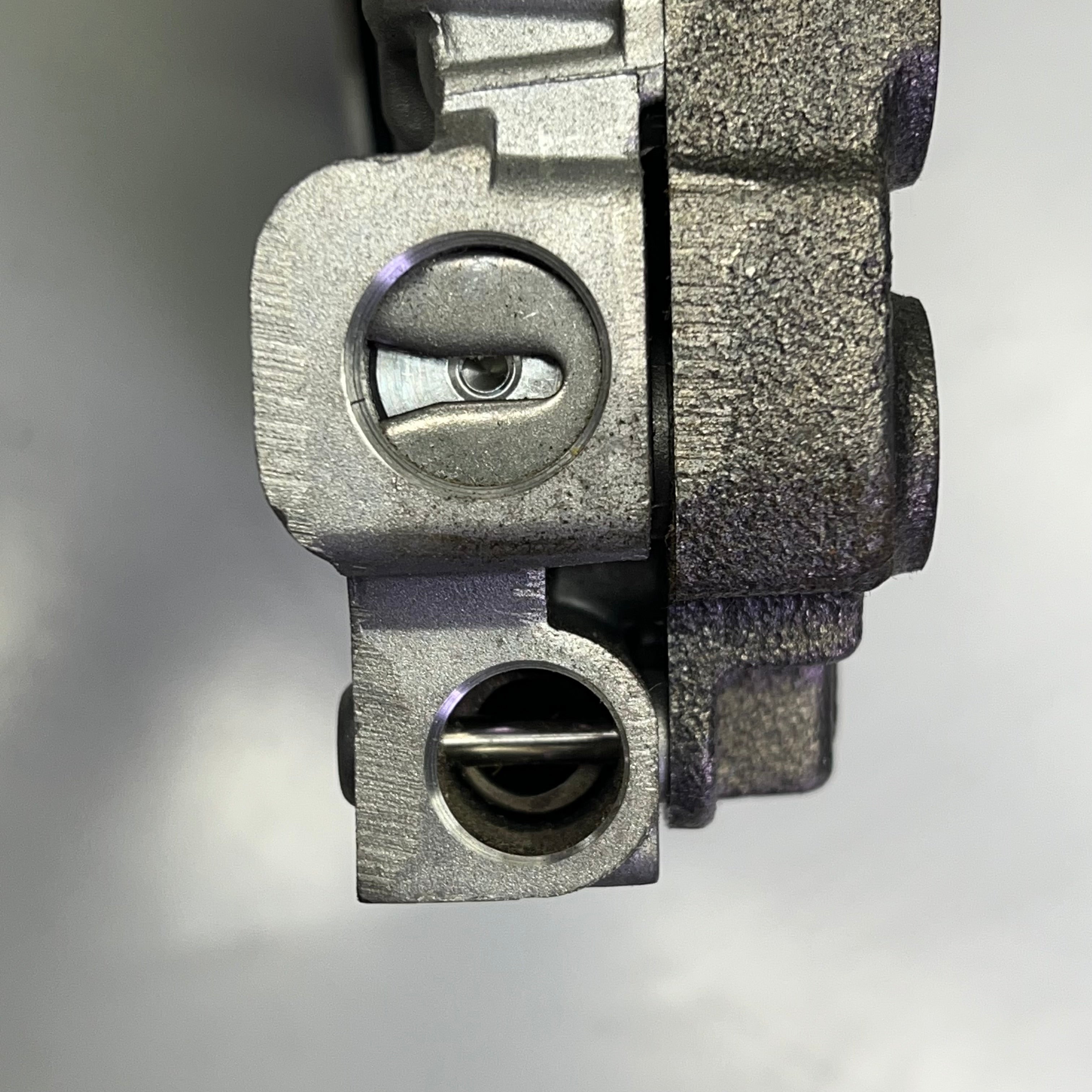 FORD GENUINE OEM Oil Pump Assembly 9L8Z 7A103J