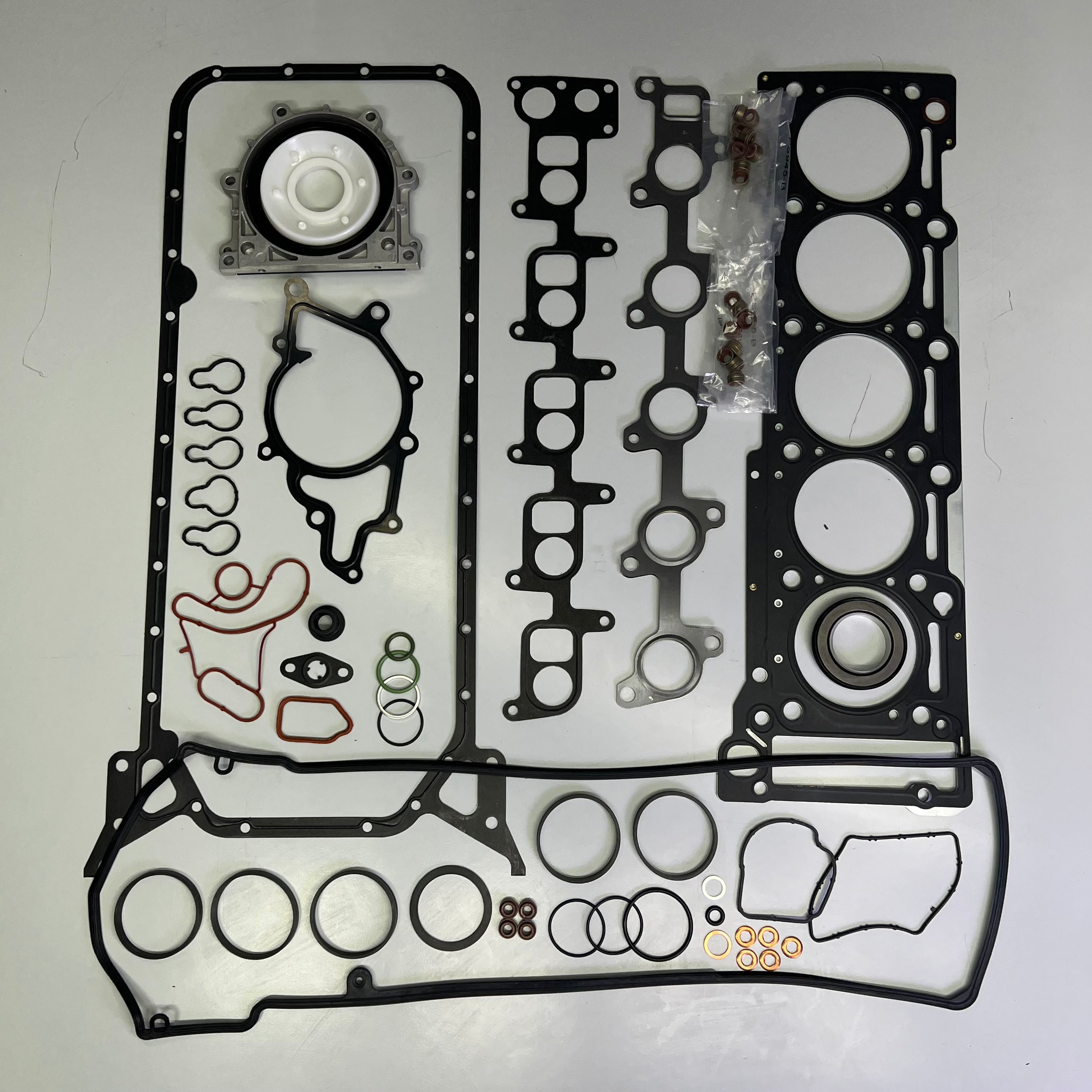 MAHLE Original Full Gasket Set For Dodge & Freightliner Made In USA 95-3614