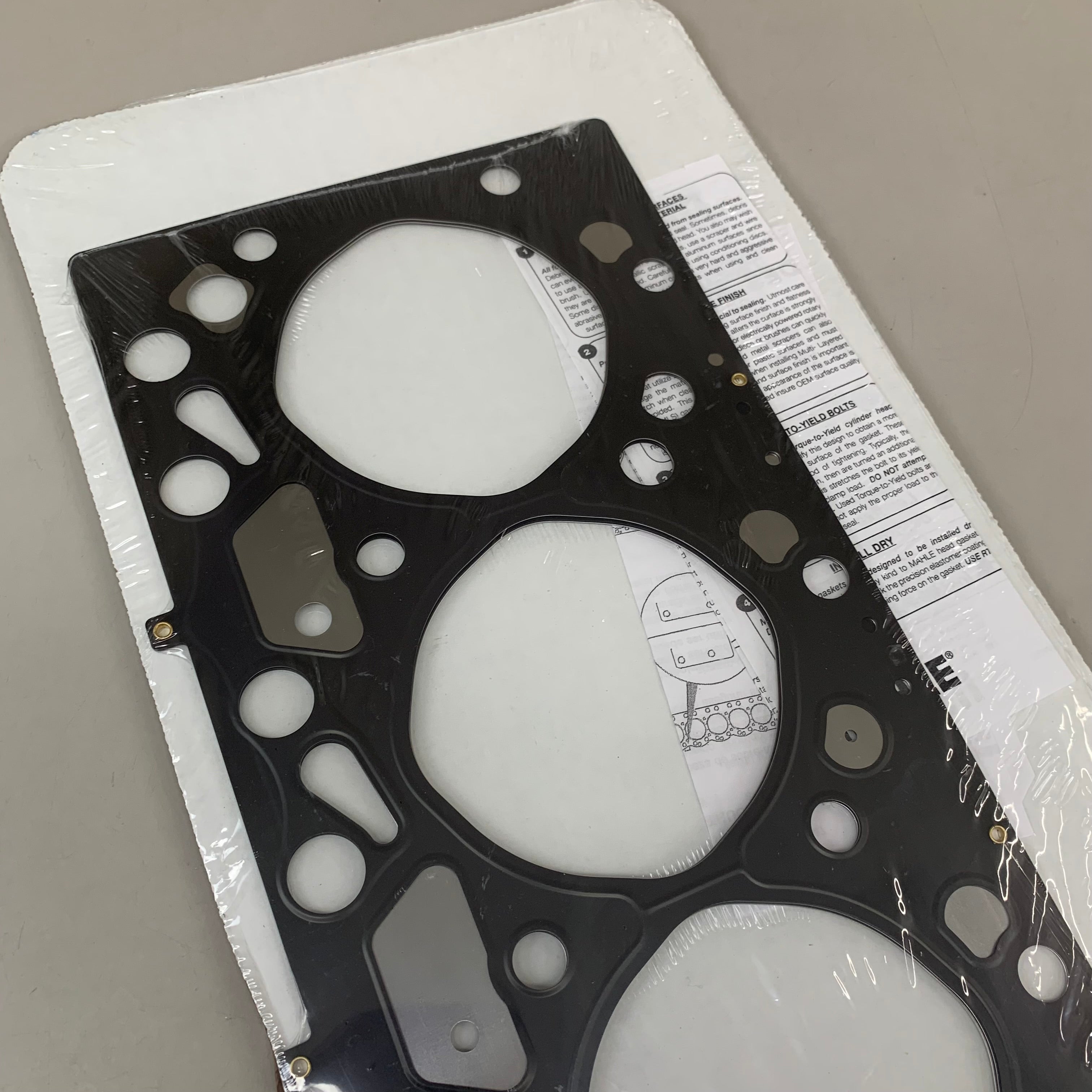 MAHLE Cylinder Head Gasket For Dodge Ram 54557A