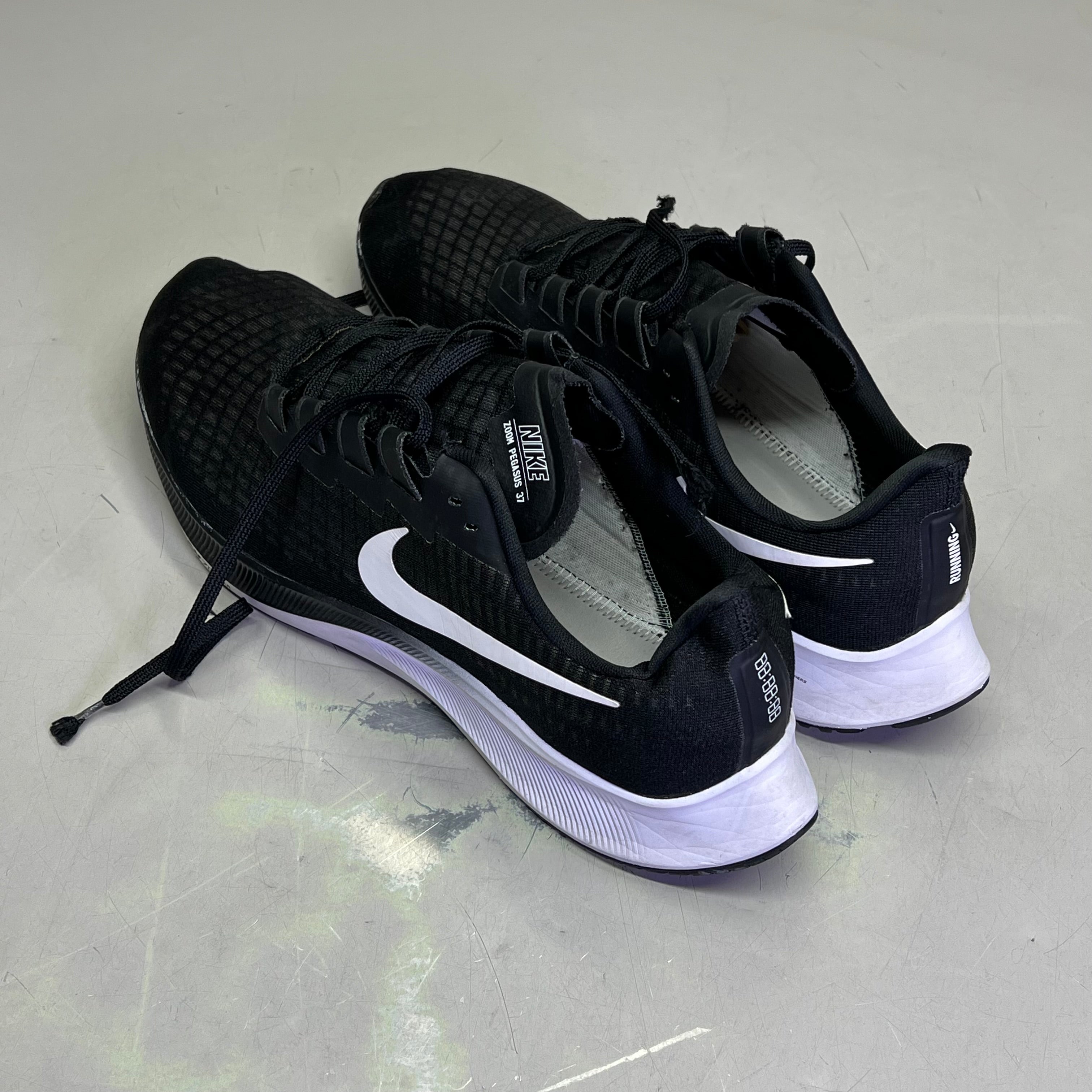NIKE Air Zoom Pegasus 37 Running Shoes Men's Sz 14 Black/White (Pre-Owned)