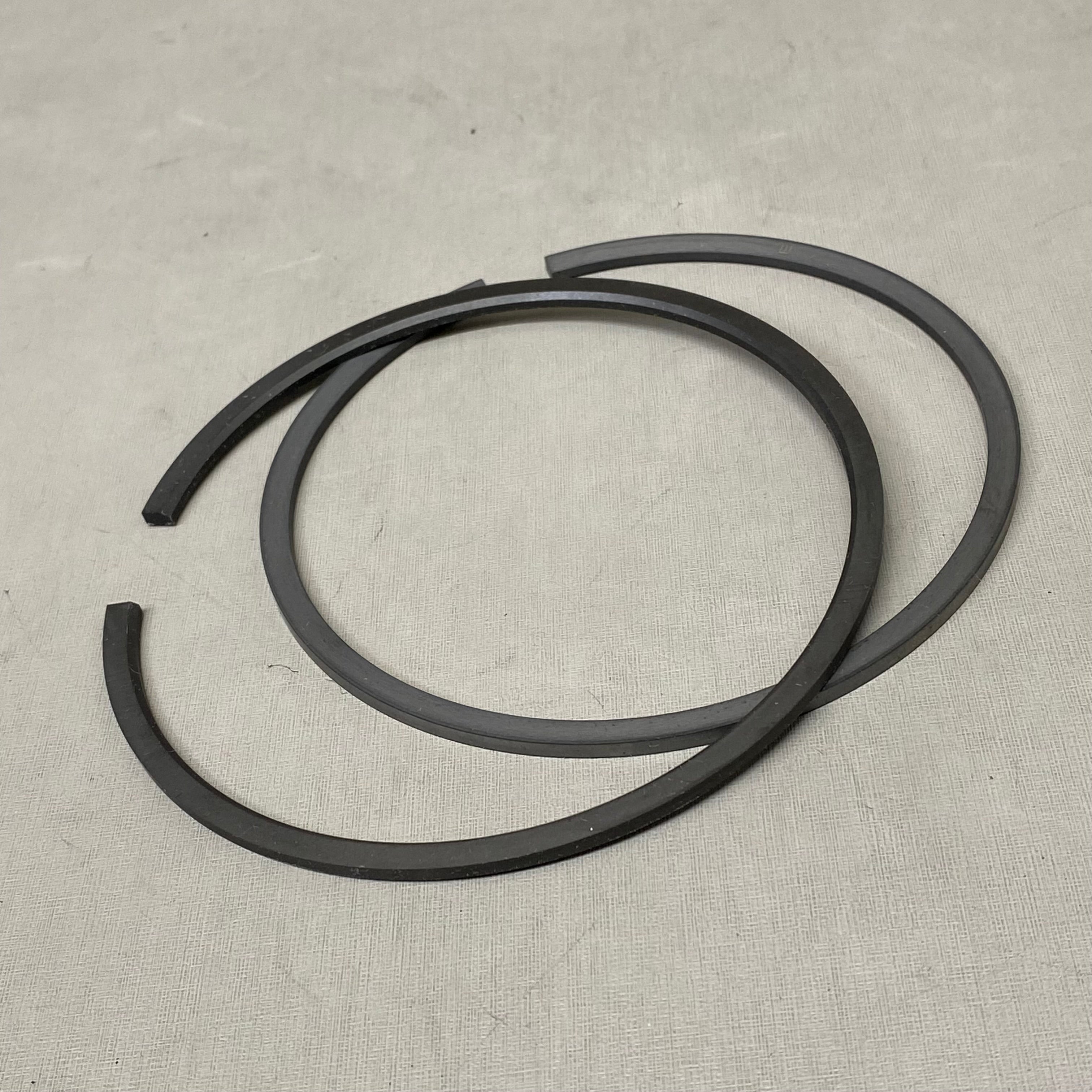MAHLE Cummins Piston W/Rings Replacement For Ram 225-3732