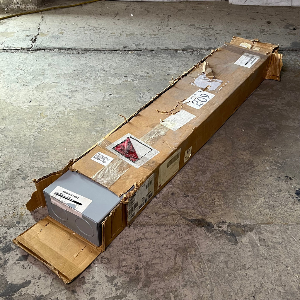 HOFFMAN Splitter Trough 8.5"L x 5"W x 48"H Grey AST4224R (New Other, Distressed Box)