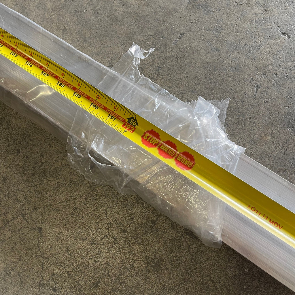 KRAFT TOOL CO. Magnesium Screed 216”x1 1/2”x3 1/2” CC619