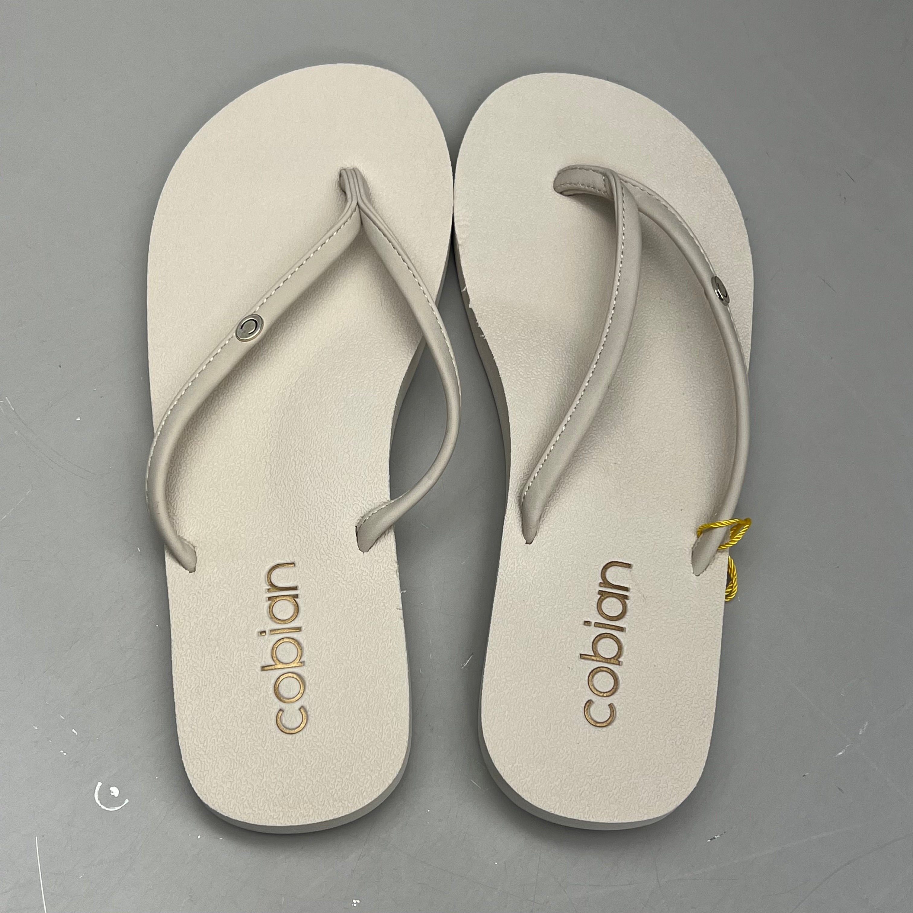 COBIAN Nia's Bounce Synthetic Leather Sandals Women's Sz 7, EU 37 Cream NIA25-110-7