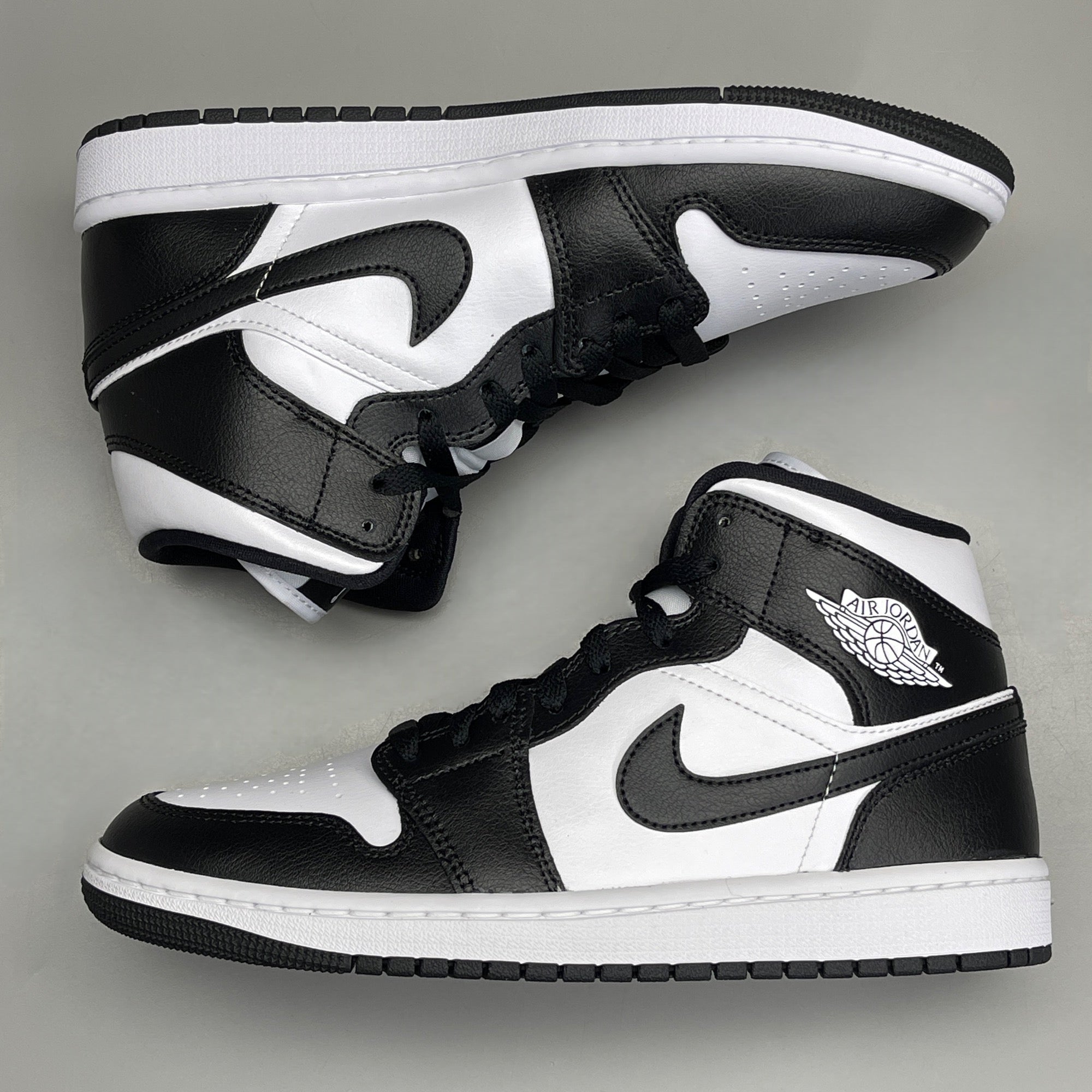 NIKE AIR JORDAN 1 Mid Panda Shoe Women's Sz 9.5 Black / White DV0991-101 (New)