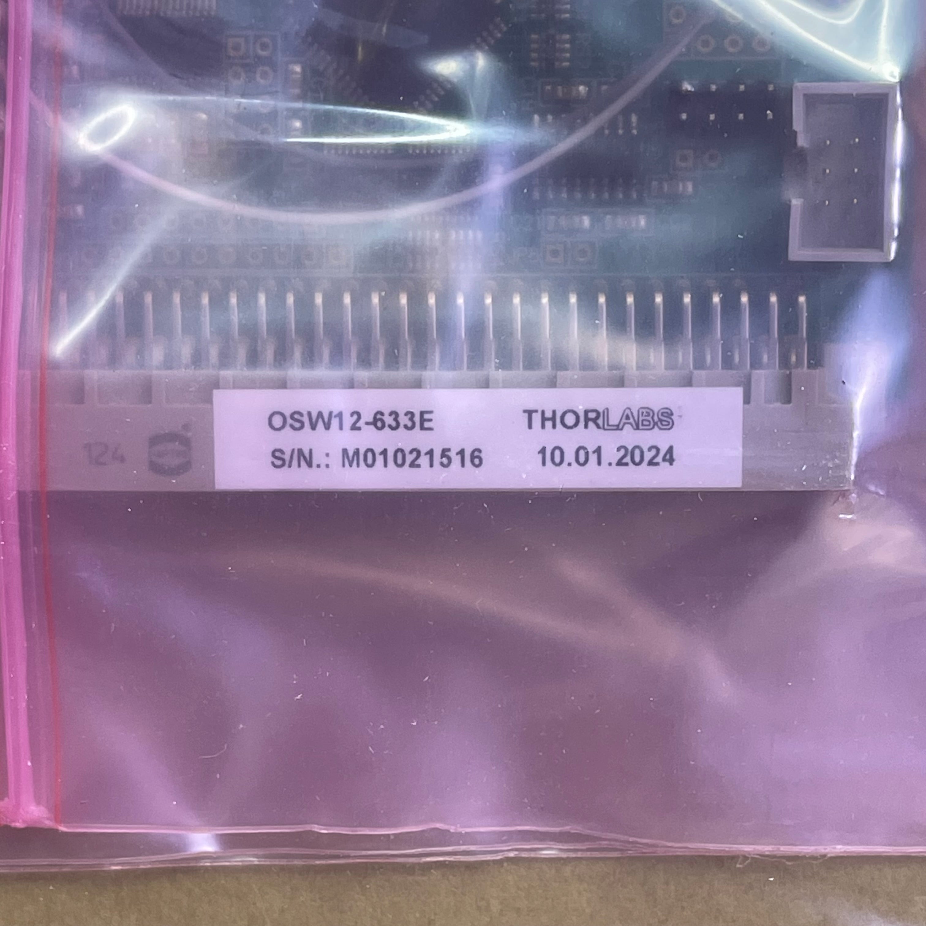 THORLABS Fiber Optic Switch Kit MEMS 1x2 600-800nm OSW12-633E