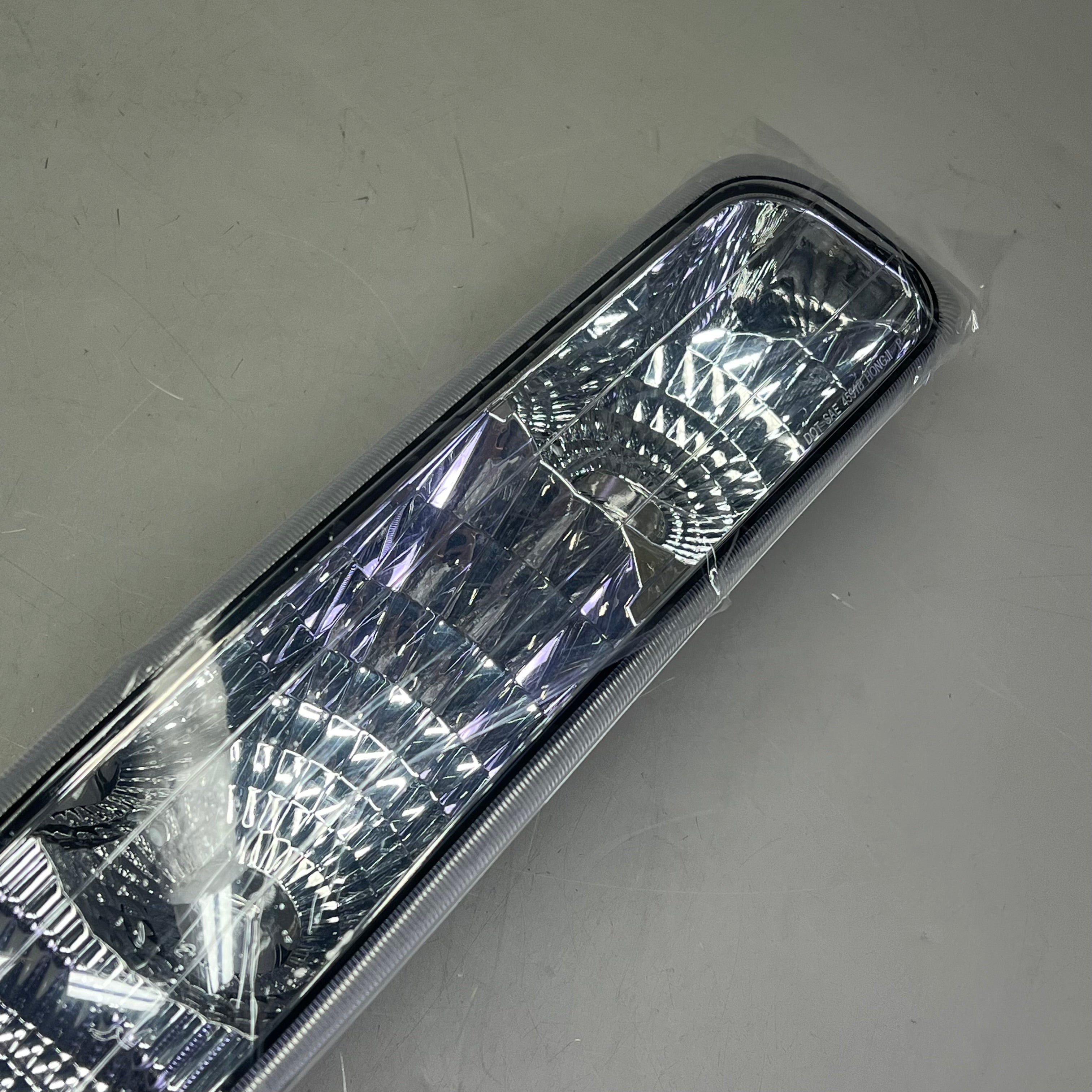 ECCPP Headlights LH & RH Front For 99-02 Chevy Silverado 00-06 Suburban 128309