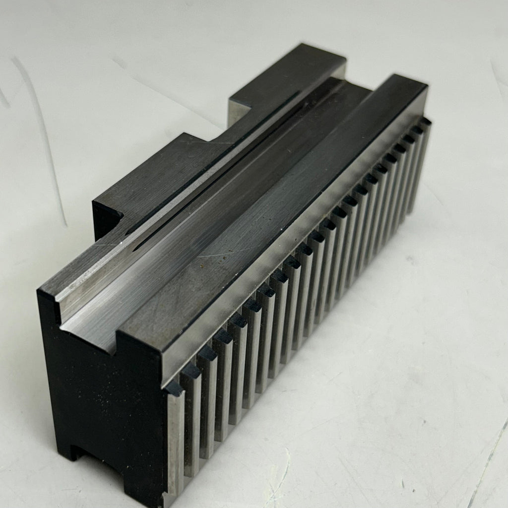 SCHUNK Straight Serration Base Jaw 5"x2"x2"  EWB-TG 315 (New Other- No Packaging)