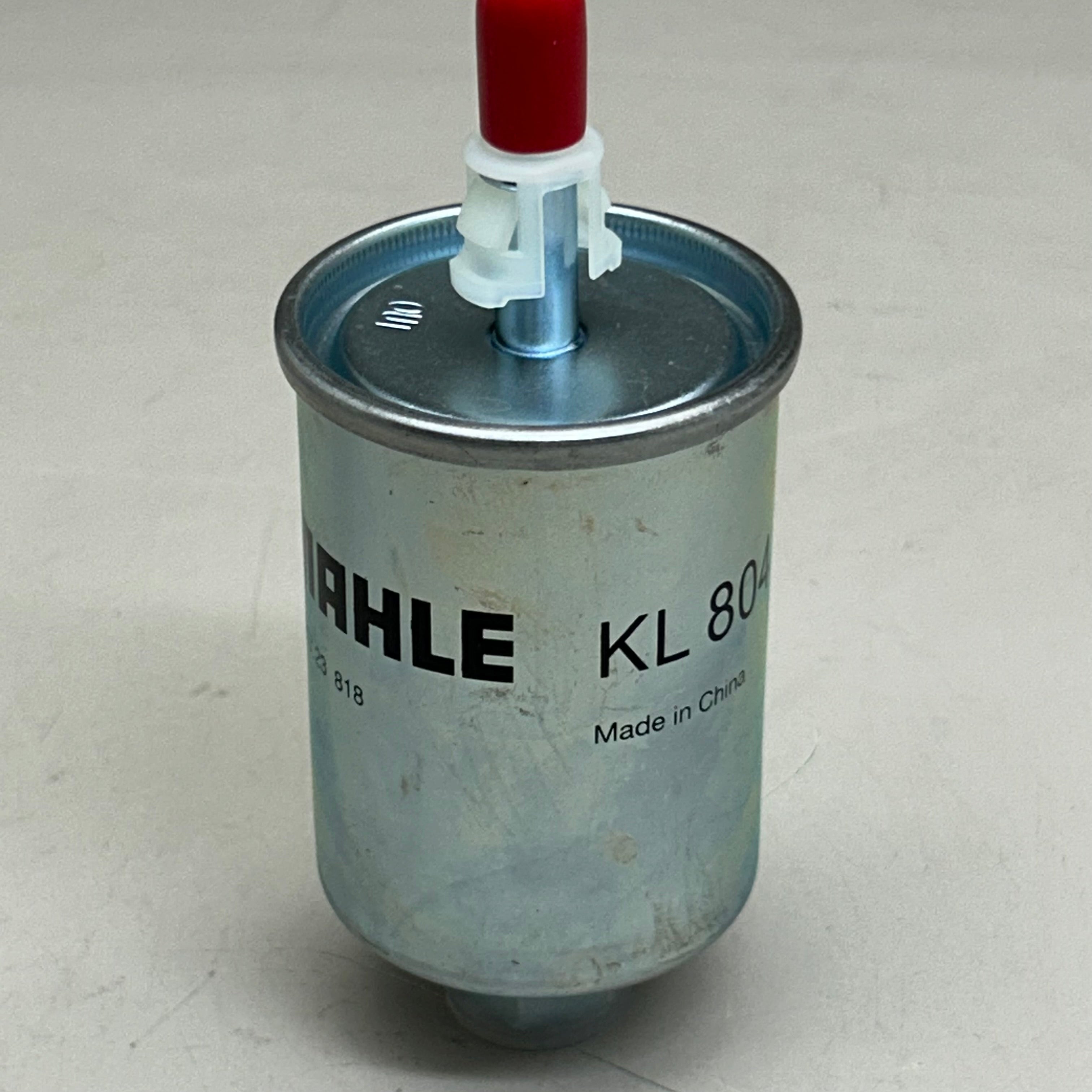 MAHLE Fuel Filter Replacement Part For Chevy KL804