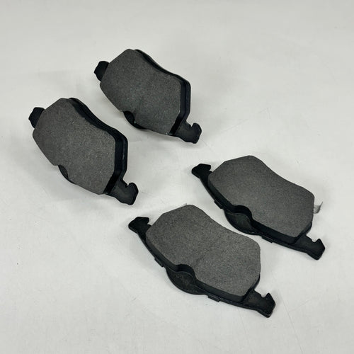 CARQUEST Premium Gold Brake Pads Semi-Metallic MKD819