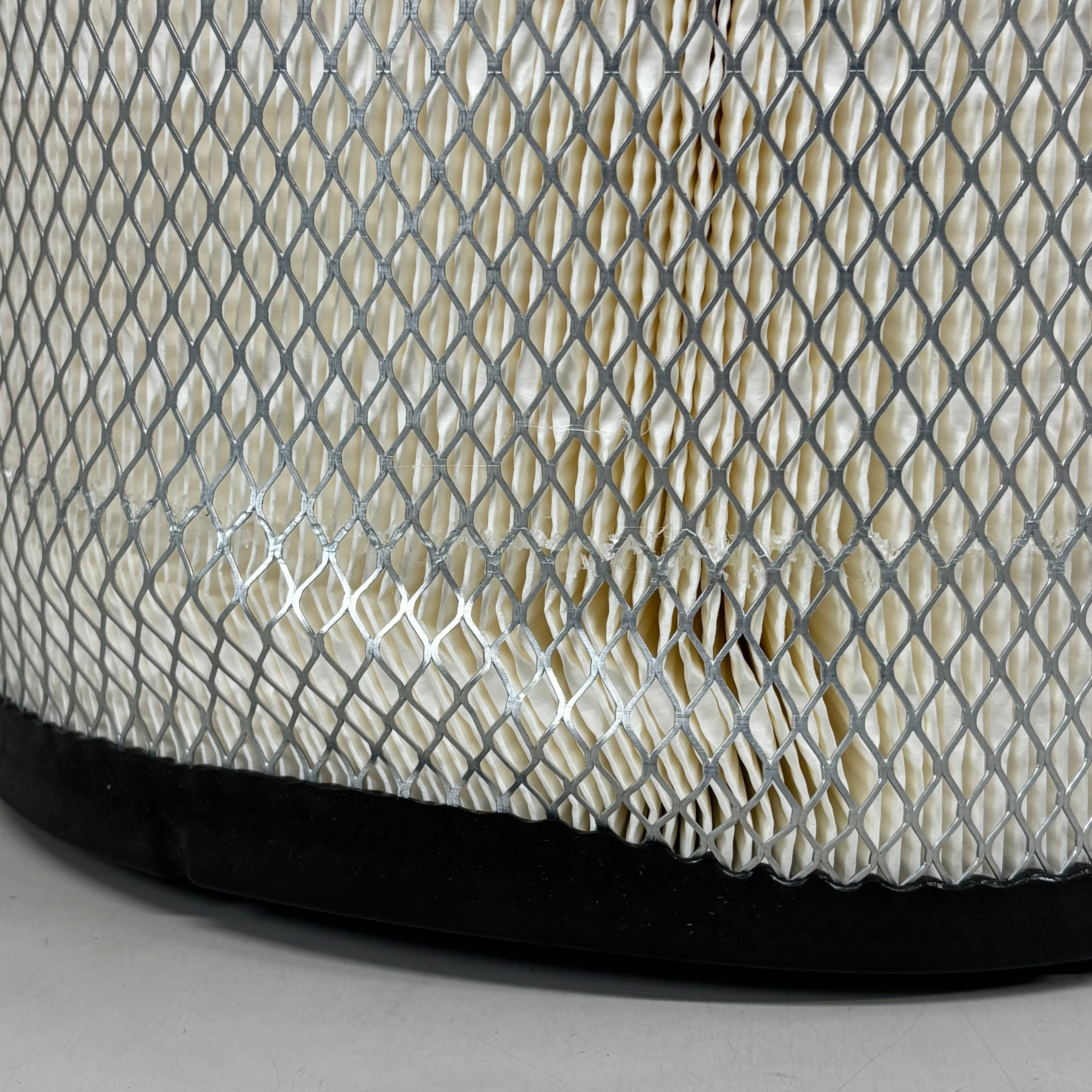 NAPA The Original Gold Air Filter Primary Filter Type High Efficiency 6556
