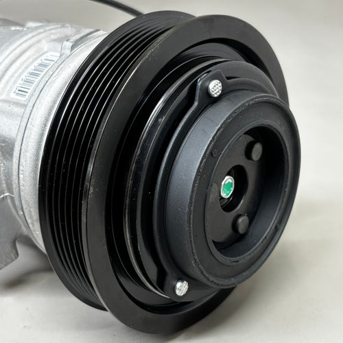 CARQUEST Standard A/C Compresor W/ Clutch Remanufactured DW97307
